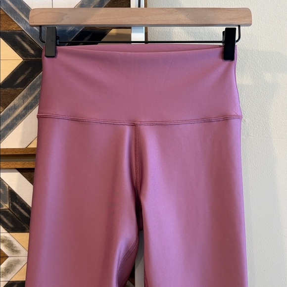 ALO Yoga 7/8 High-Waist Airlift Leggings Mauve Pink size Small - Picture 2 of 7